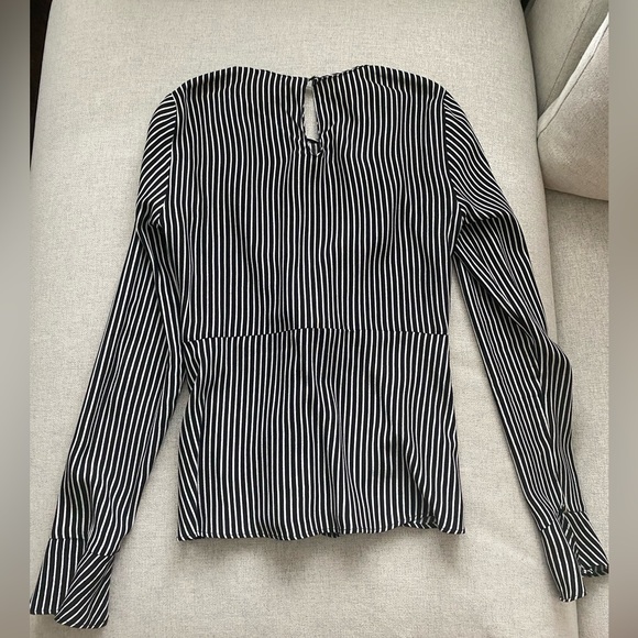 Zara XS striped blouse - Picture 4 of 5